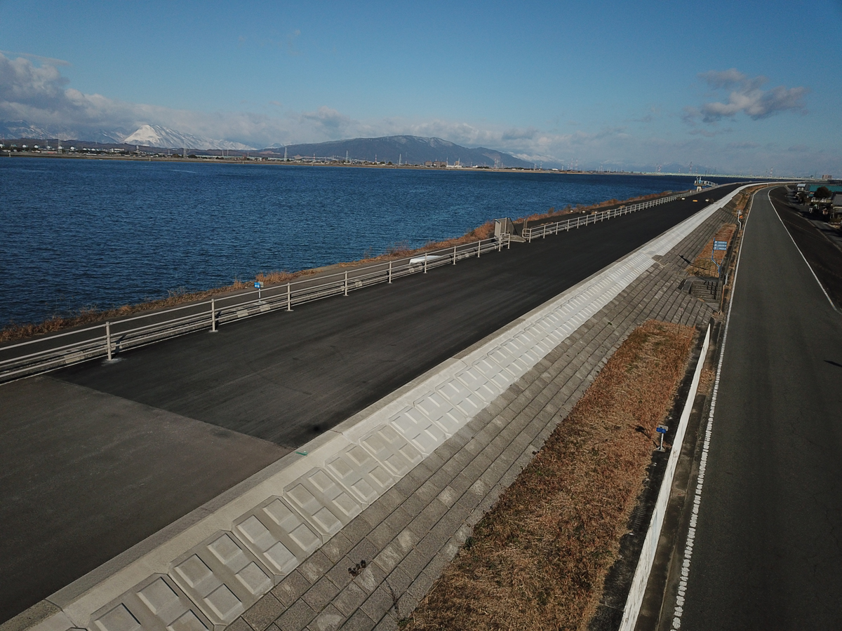 株式会社久志本組